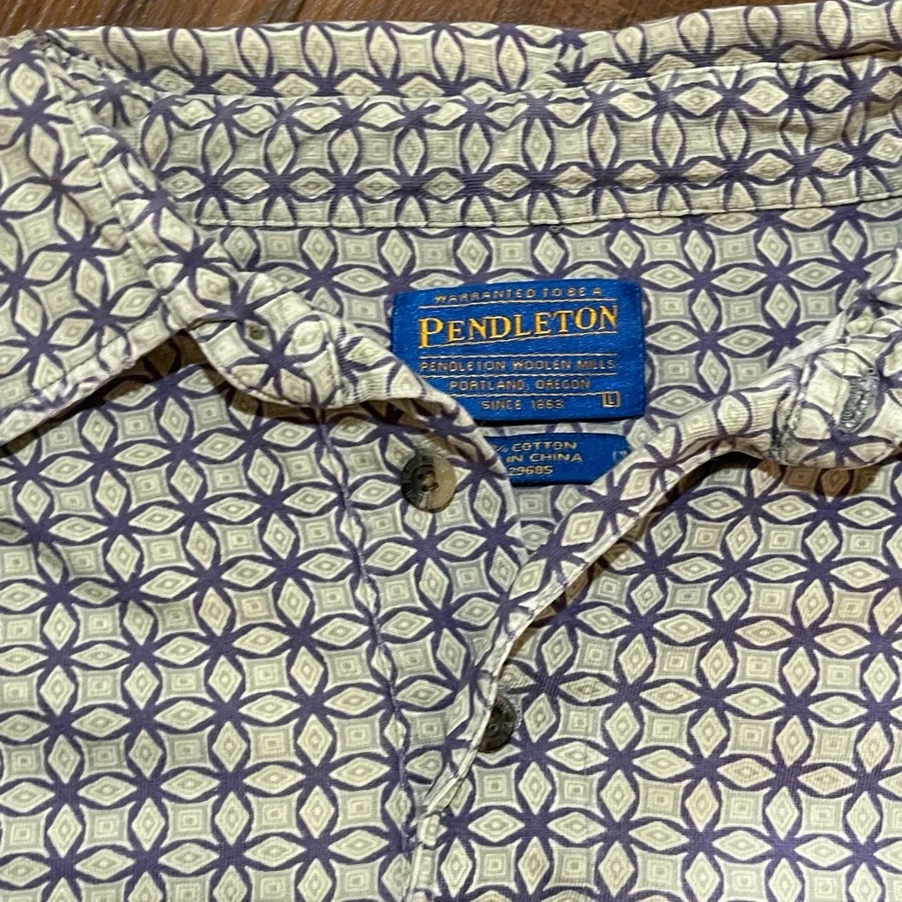 Pendleton Geometric Pattern Shirt - Picture 3 of 3